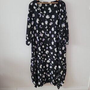 Ulla Popken Flowy Black Dress with Abrstract Grey & White Print-USA 20/22